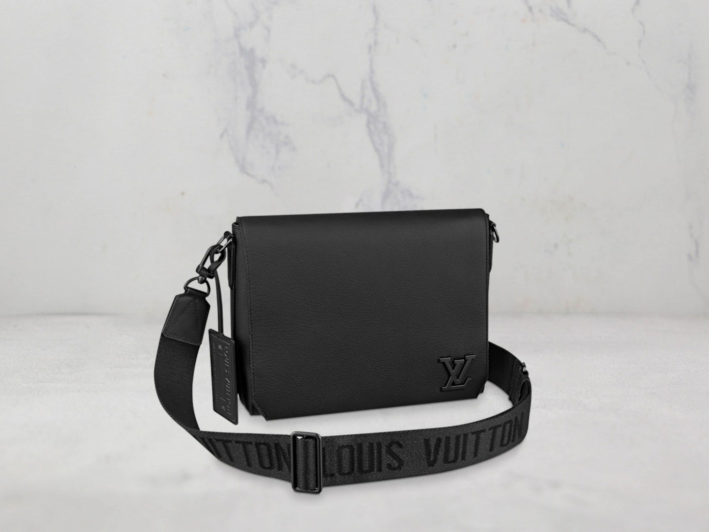 Louis Vuitton – SAC MESSENGER LV Aerogram