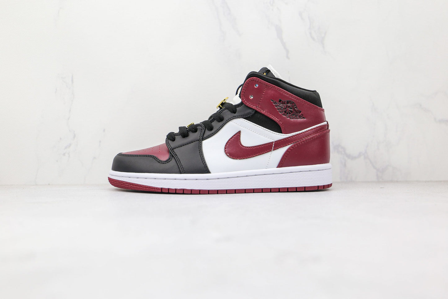 Jordan 1 Mid SE Black Dark Beetroot -