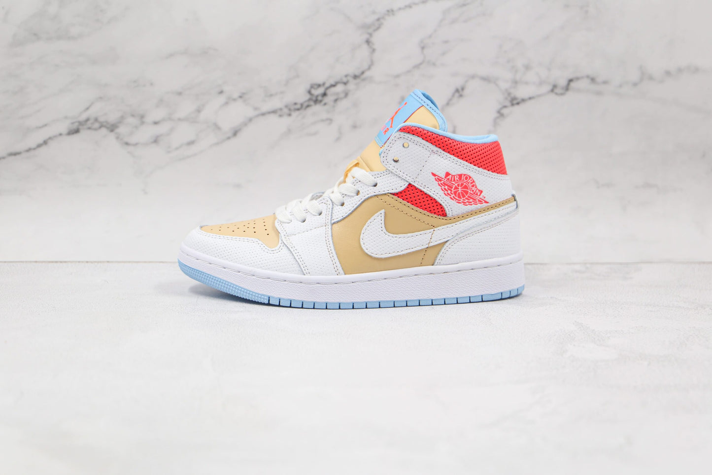 Jordan 1 Mid SE Sesame -