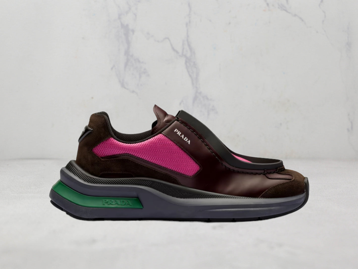 Prada Baskets Systeme en cuir brossé - Rose