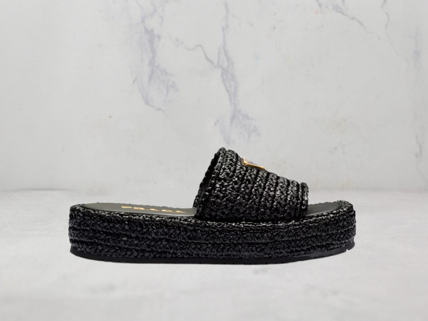 Mules à plateforme plate en crochet Prada - Noir