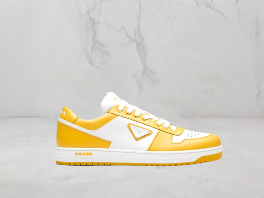 Prada Baskets Downtown en cuir - Jaune