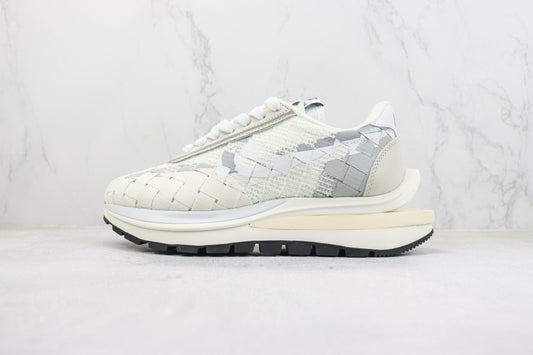 Nike VaporWaffle Woven Sacai Jean Paul Gaultier - Blanc