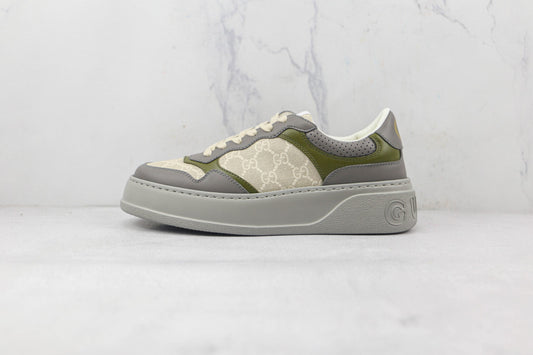 Gucci Baskets GG Supreme - Gris