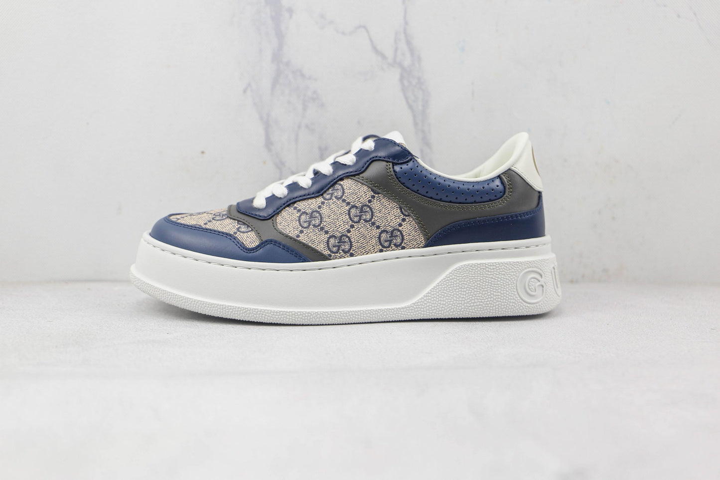 Gucci Baskets GG Supreme - Bleu marine