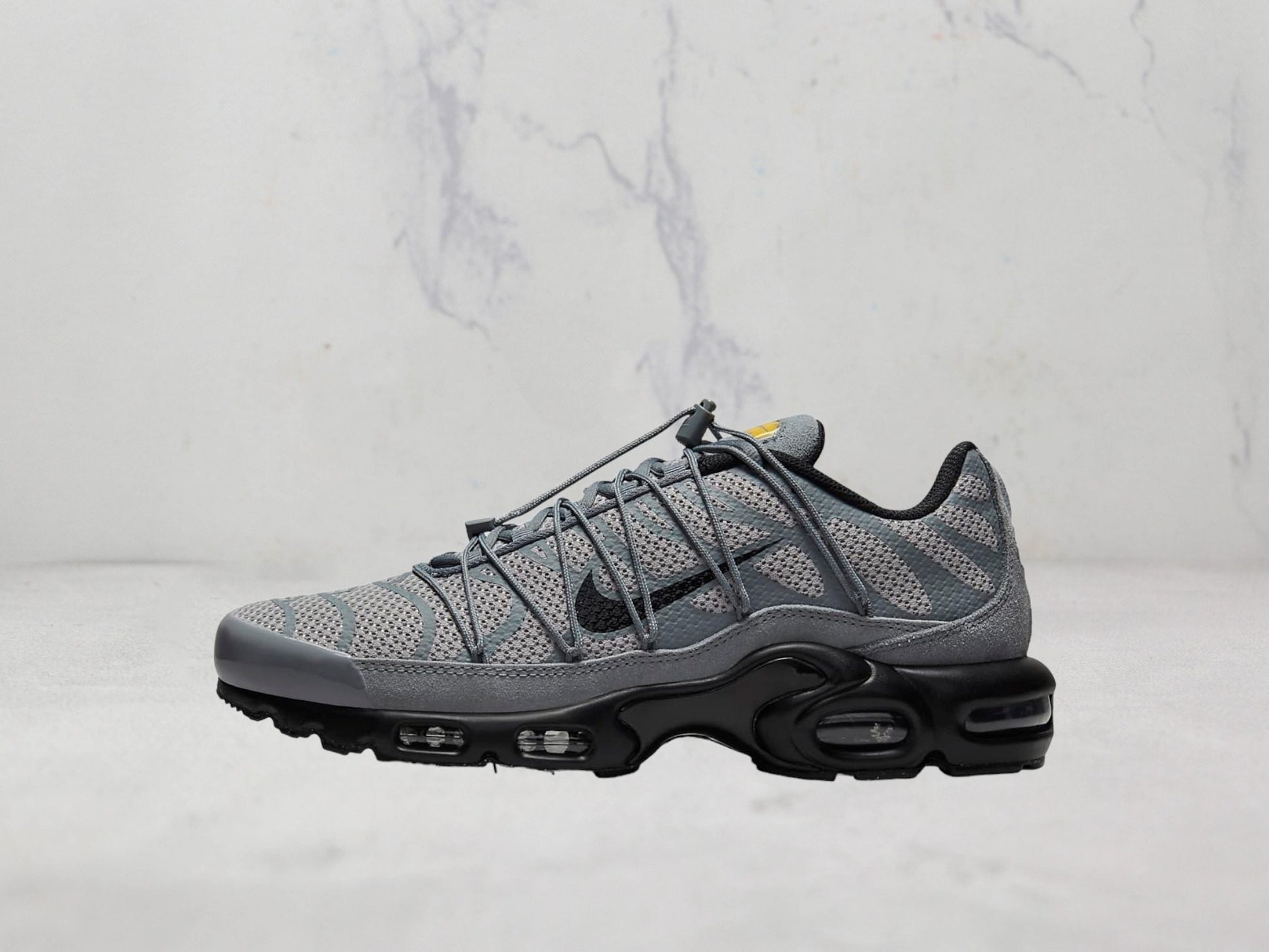 Nike Air Max Plus Utility - Gris