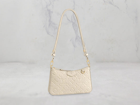 Louis Vuitton &#8211; SAC EASY POUCH ON STRAP - Beige