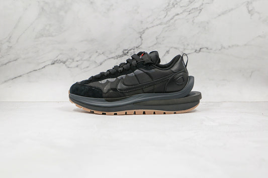 Nike Vaporwaffle Sacai Gum - Noir