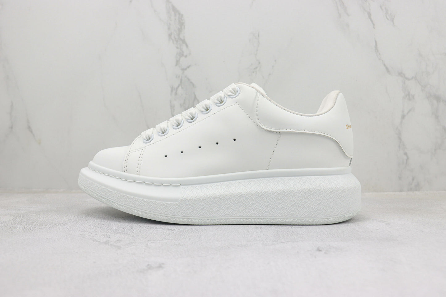 Alexander McQueen Sneakers Oversize - Blanc