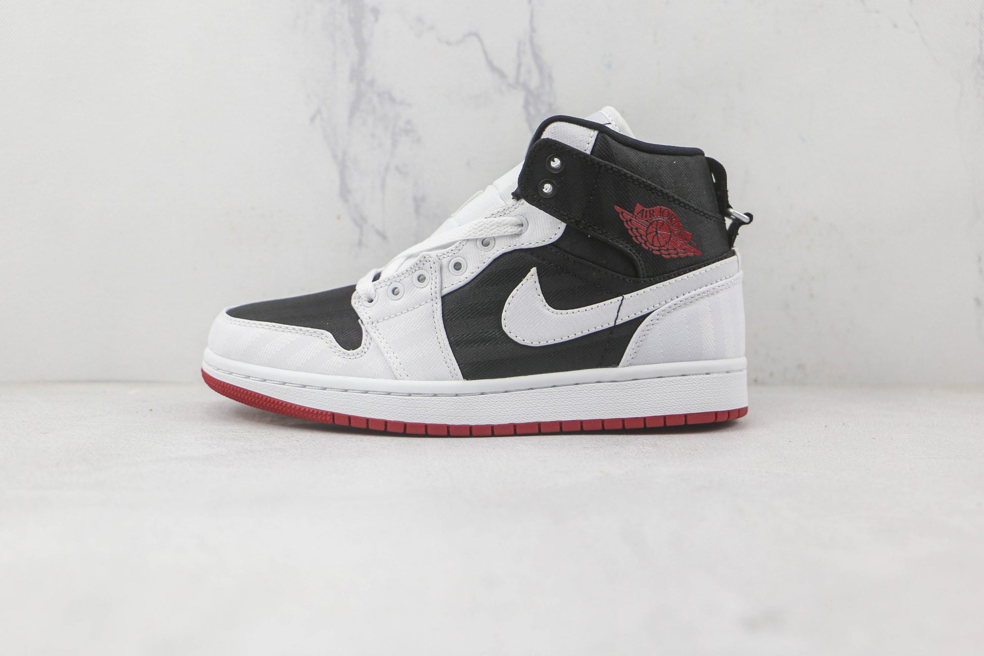 Air Jordan 1 Mid SE Utility Gym Red - 