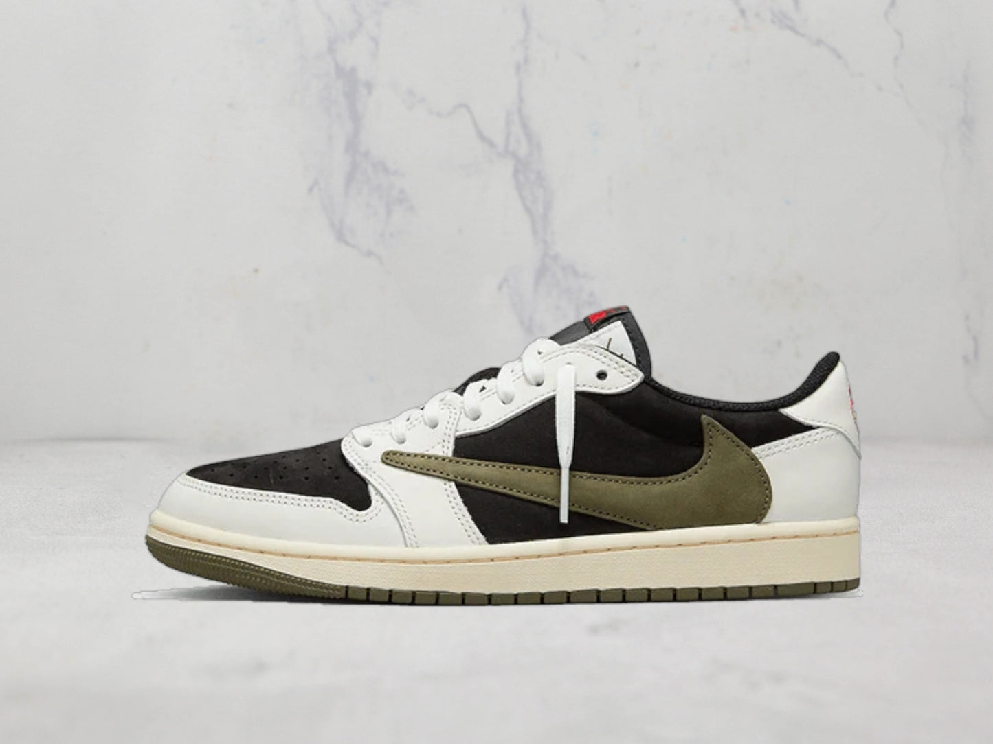 Air Jordan 1 Low Travis Scott - Blanc/Noir