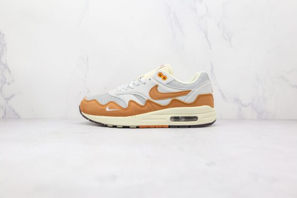 Nike Air Max 1 x Patta - Blanc / Marron