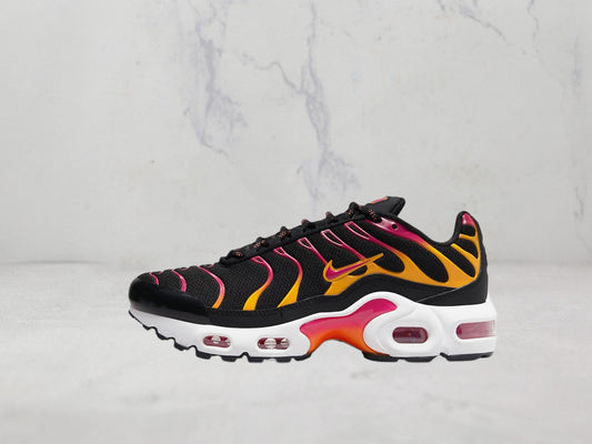 Nike Air Max Plus - Noir / orange