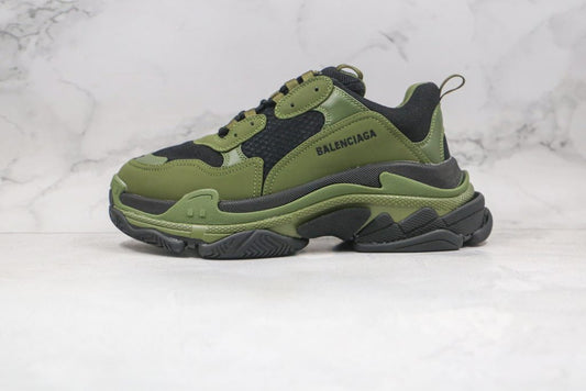 Balenciaga Triple S - kaki