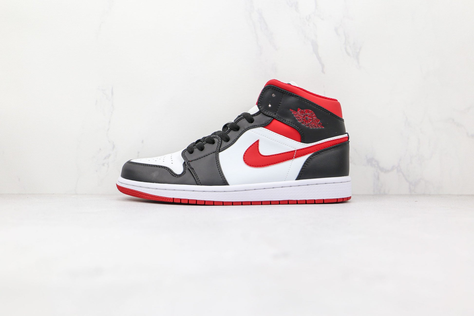 Jordan 1 Mid Gym Red Black White - 