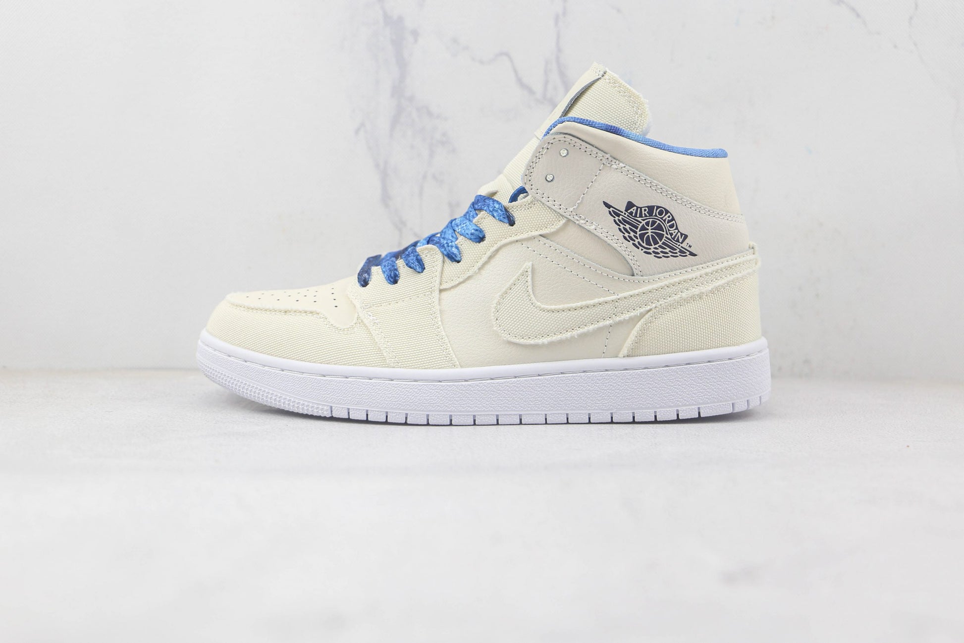Jordan 1 Mid SE Sanddrift - 