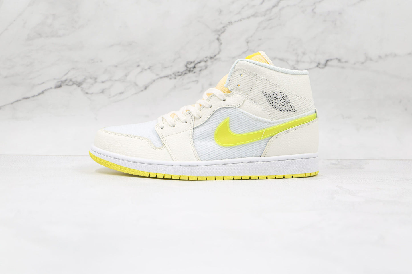 Jordan 1 Mid SE Voltage Yellow - 