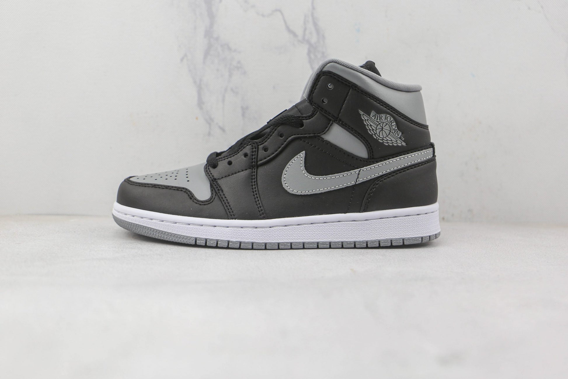 Jordan 1 Mid Shadow - 