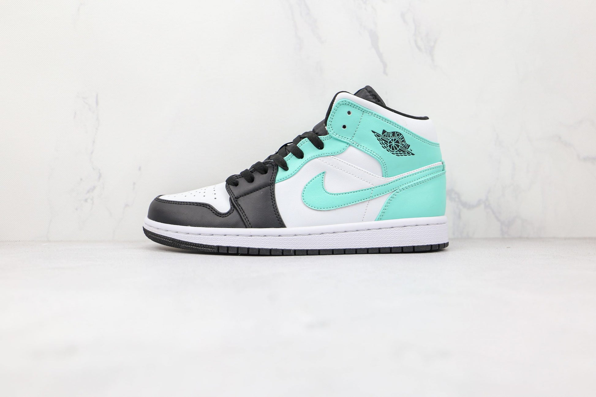 Jordan 1 Mid Tropical Twist Igloo - 