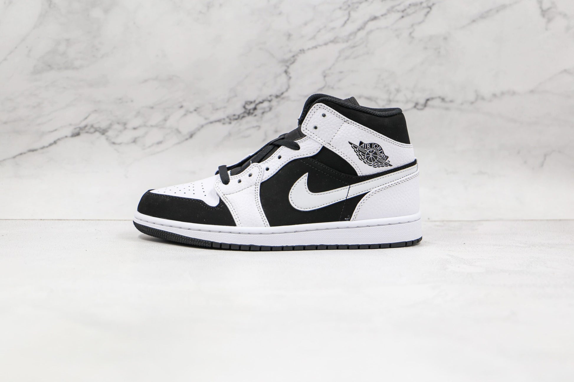Jordan 1 Mid White Black - 