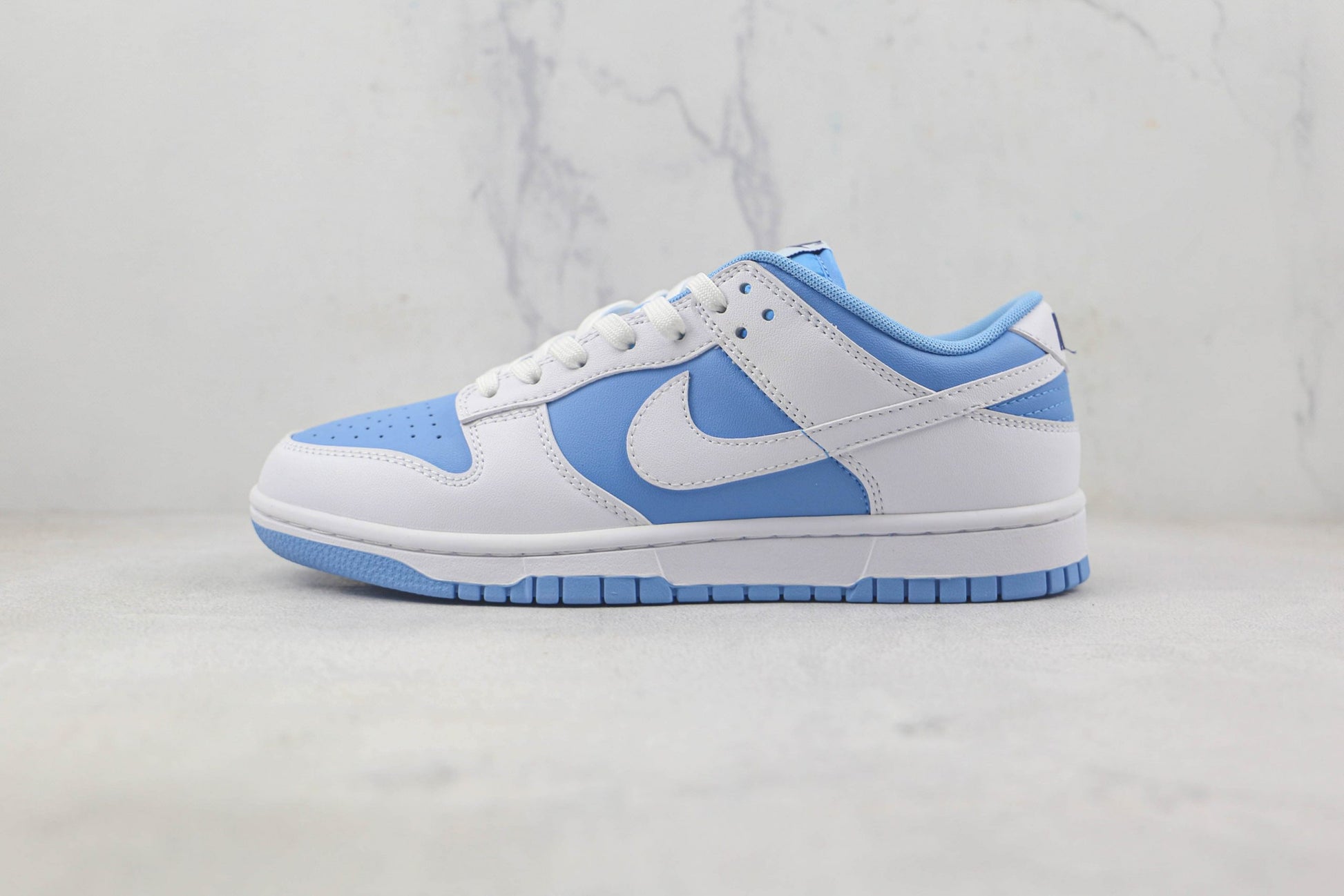 Nike Dunk Low Reverse UNC - 