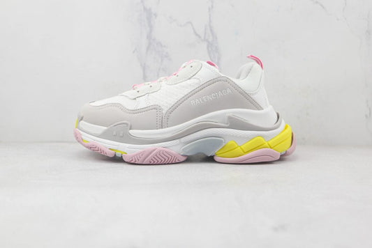 Balenciaga Triple S - Rose