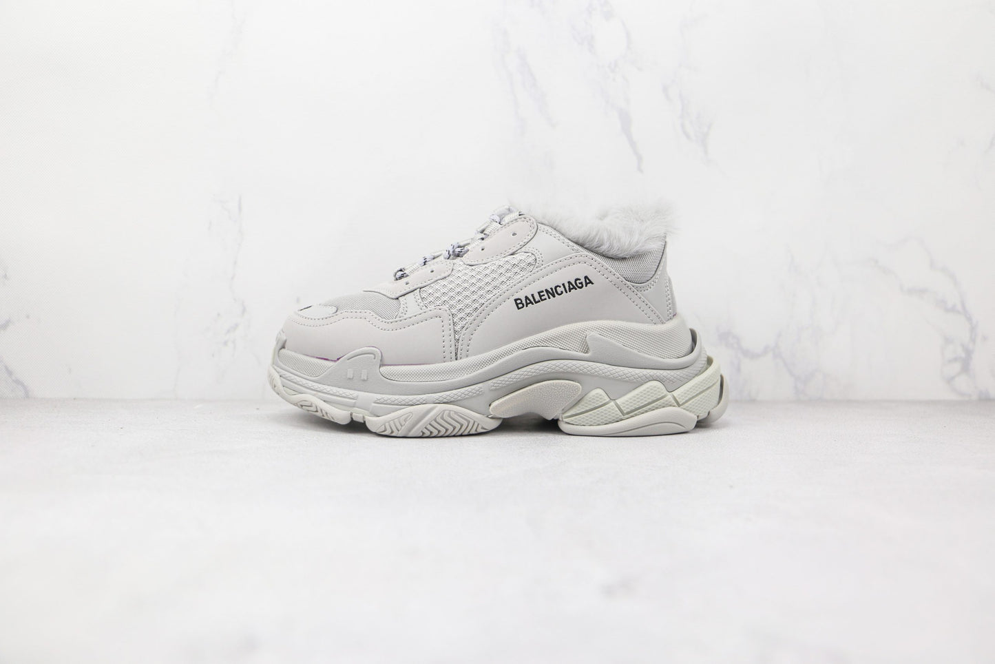 Balenciaga Triple S &#8211; Avec Fausse Fourrure - Blanc